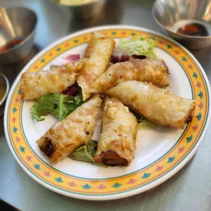 꾸아 대표 사진