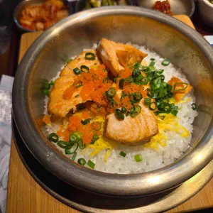 이자카야나무 사진 1