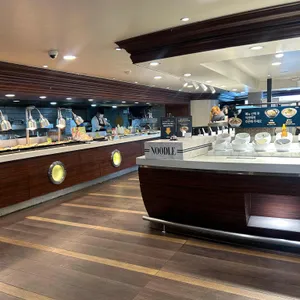 애슐리퀸즈 대표 사진