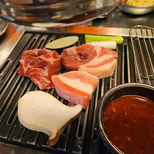 뭉텅 대표 사진