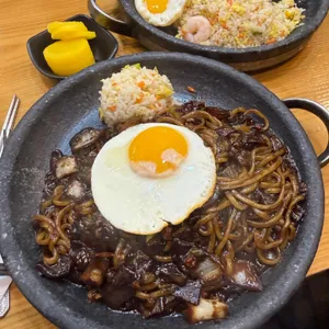 반곡돌위에짜장 대표 사진