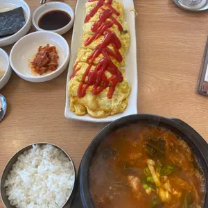 장꼬방 묵은김치찌개 전문 사진