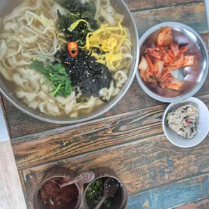 진칼국수 사진 1