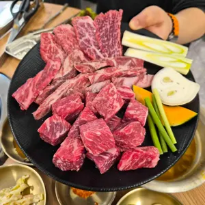 초원투뿔한우 사진