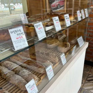 브레드인 사진 1