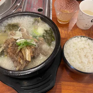 삼삼뼈국 막국수 대표 사진