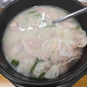 울산돼지국밥 사진 1