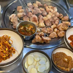 명리동식당 사진