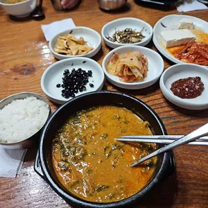 고향식당 사진