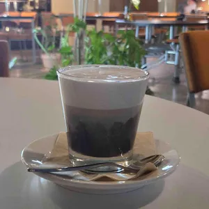 펜슬앤페이퍼 사진