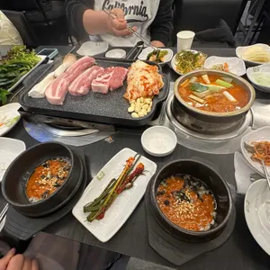 흥부네쌈밥 대표 사진