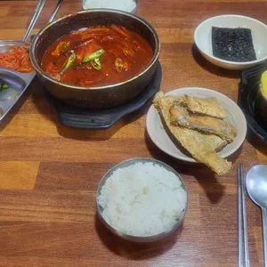 우리식당 사진 1