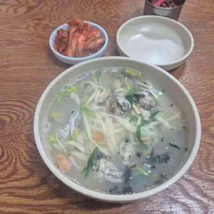 쌍둥이네해물손칼국수 사진