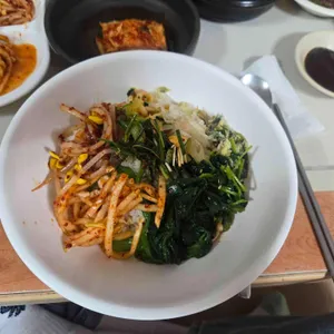 장릉보리밥 사진
