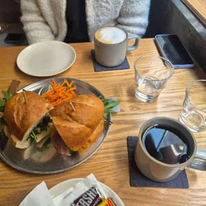 세모커피 사진 1