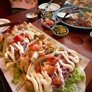 타케로스 사진 2