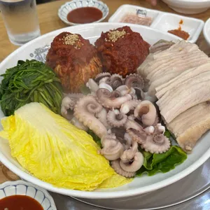 박만배아리랑보쌈 대표 사진