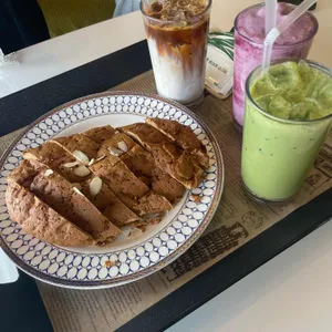 프런티어 내유784 베이커리 카페 대표 사진