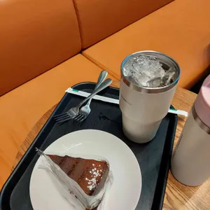 스타벅스 사진 2