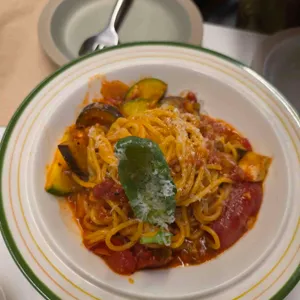 오퍼스 대표 사진