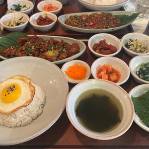 무월식탁 대표 사진