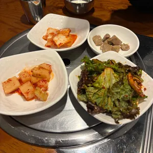 통영돌문어보쌈 사진