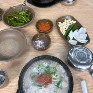 영진돼지국밥 대표 사진