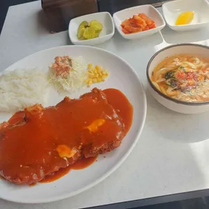 무겐돈까스 사진 1