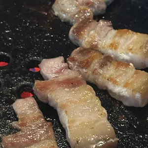 홍지로스 대표 사진