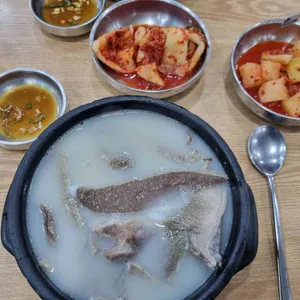 이문설렁탕 대표 사진