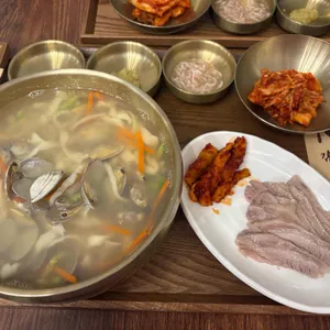인생보쌈칼국수 대표 사진
