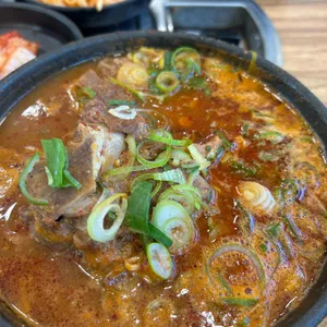 방가삼대얼큰한뼈해장국 사진 2