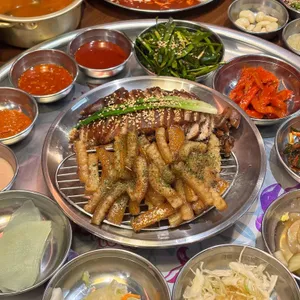 완미족발 사진 1