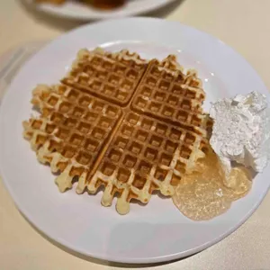 애슐리퀸즈 사진 1