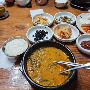 고향식당 사진