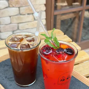 마담, 마담 사진 1