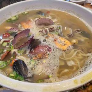 97도씨 해물칼국수 대표 사진