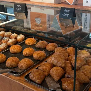 브리끄 대표 사진