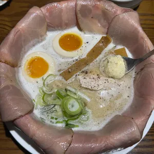 멘지 사진 1
