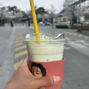 컴포즈커피 사진