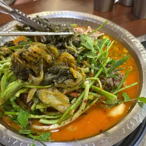 삼삼뼈국 사진 1