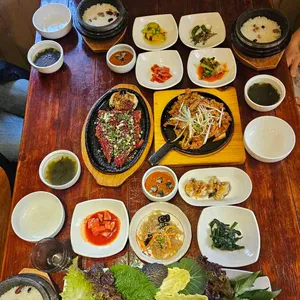 꽃다지쌈밥 대표 사진