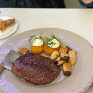 이응이응이응이응 대표 사진