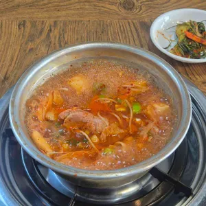 탕마루김치찌개 사진 1