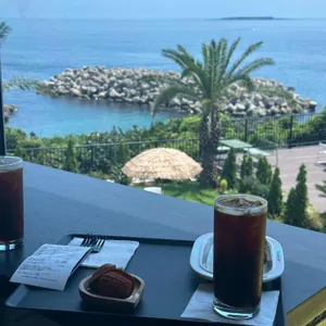 To More Low 투모로우 사진 1