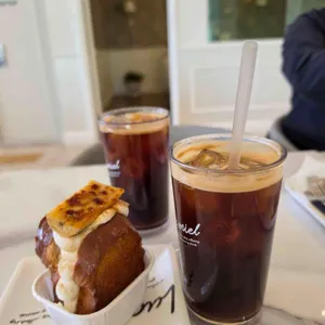라크드미엘 사진