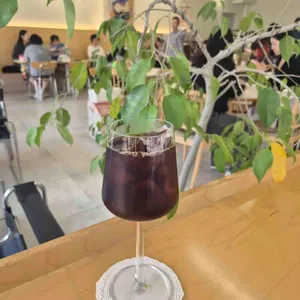 언사이드 커피 로스터스 대표 사진