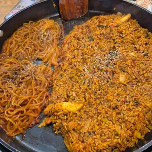 유가네닭갈비 사진