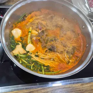 일석삼조버섯매운탕 사진