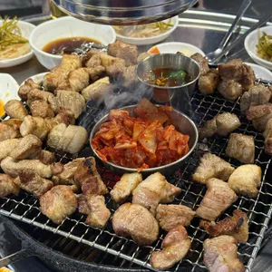 일통왕소금구이 사진